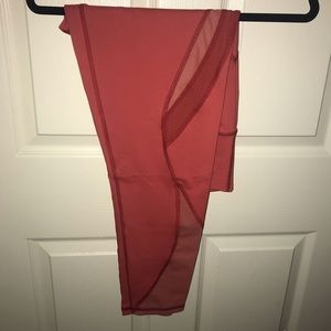 NWT NEVER WORN Aerie Leggings!
